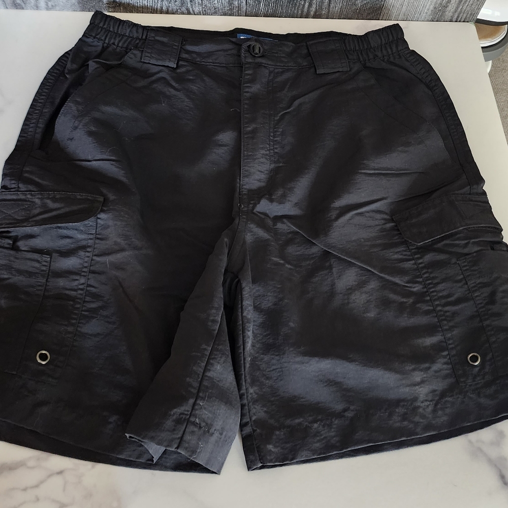 Reel Legends Cargo Shorts |Fishing Gear|Black|Mens Size Small| Outdoor